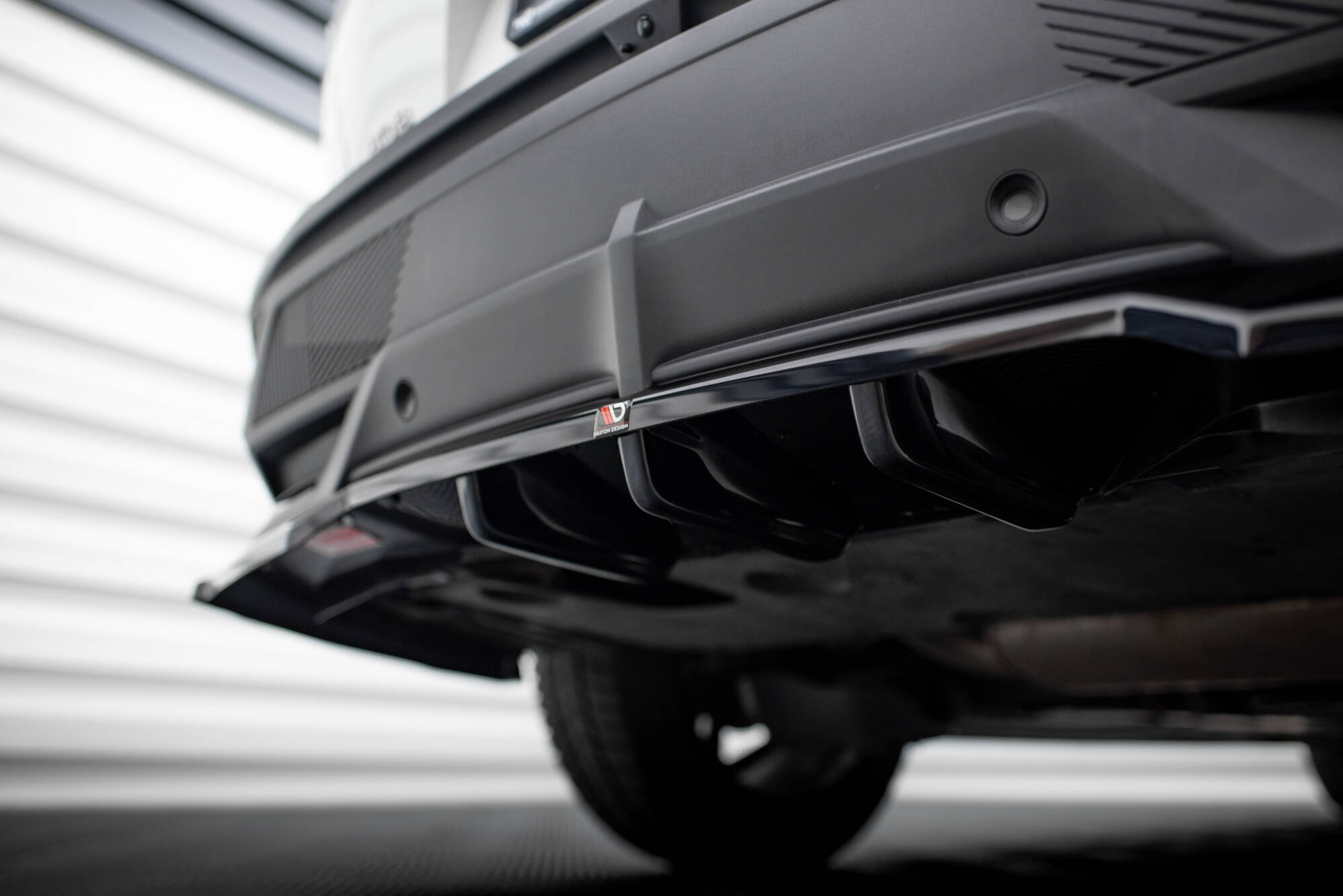 Baksplitter med diffuser Peugeot 408 II 2022 -> | Glossy Black Edition – bilde 4