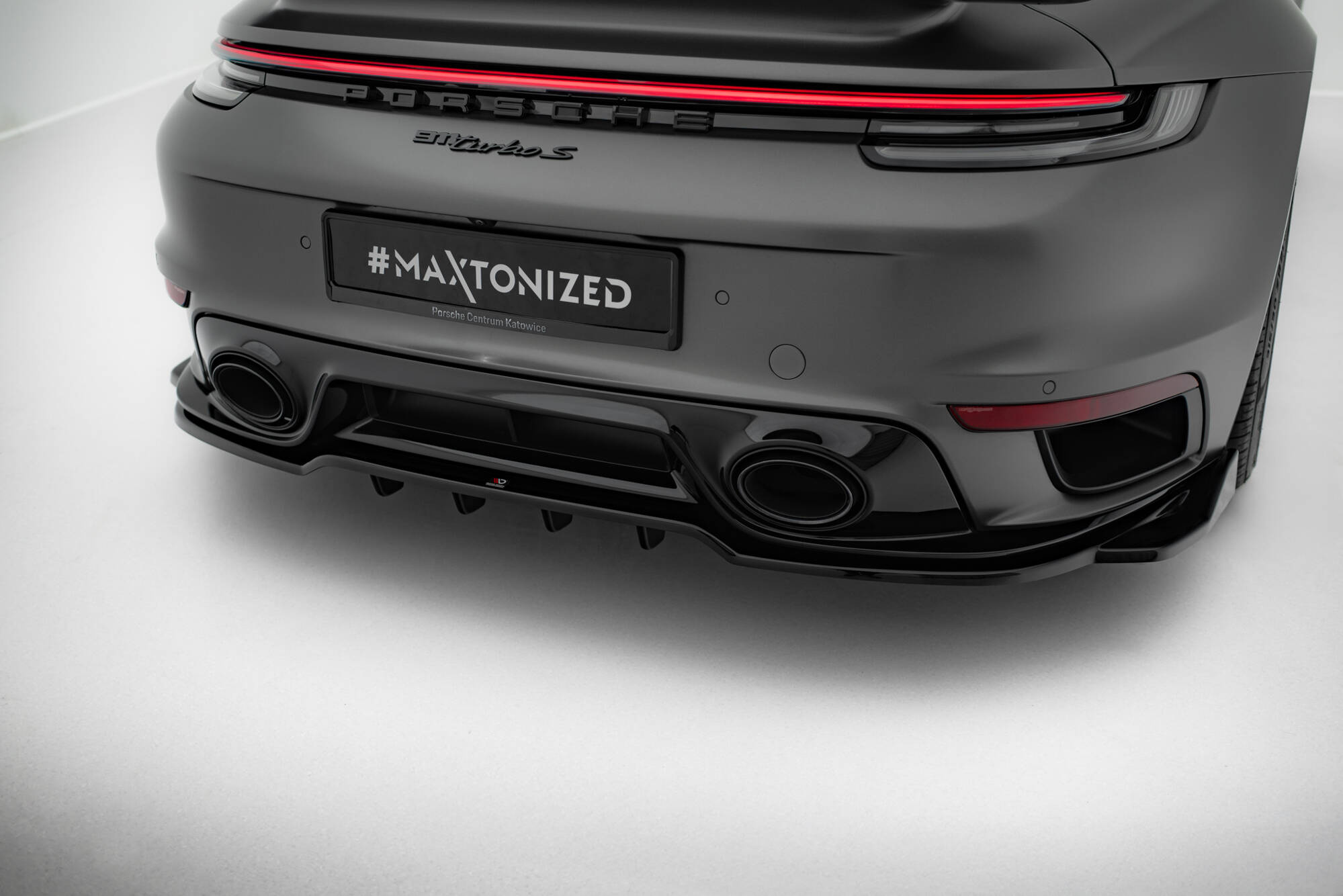 Baksplitter med diffuser Porsche 911 Turbo S 992 2020 - 2025 | Glossy Black Edition – bilde 2