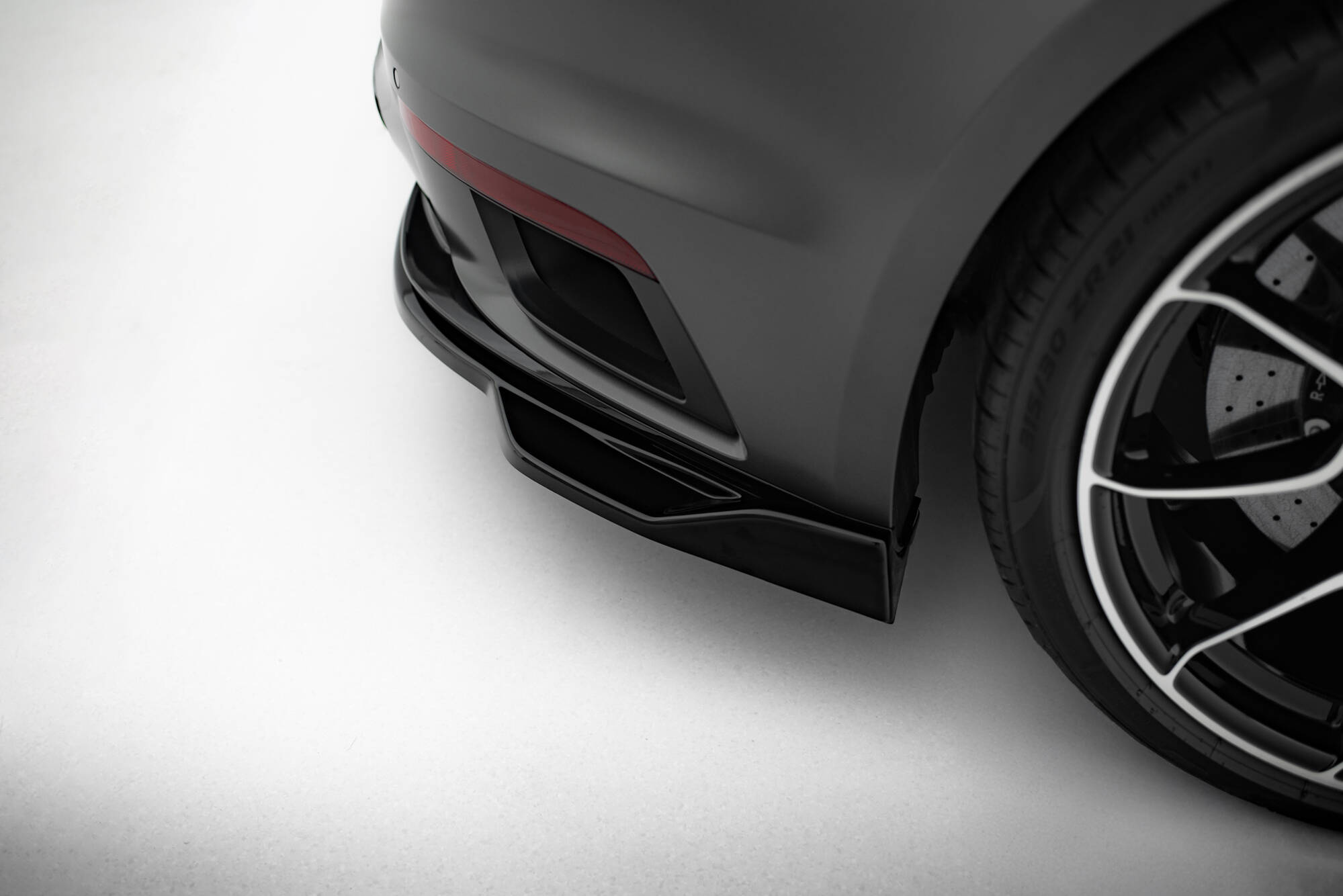 Baksplitter med diffuser Porsche 911 Turbo S 992 2020 - 2025 | Glossy Black Edition – bilde 4