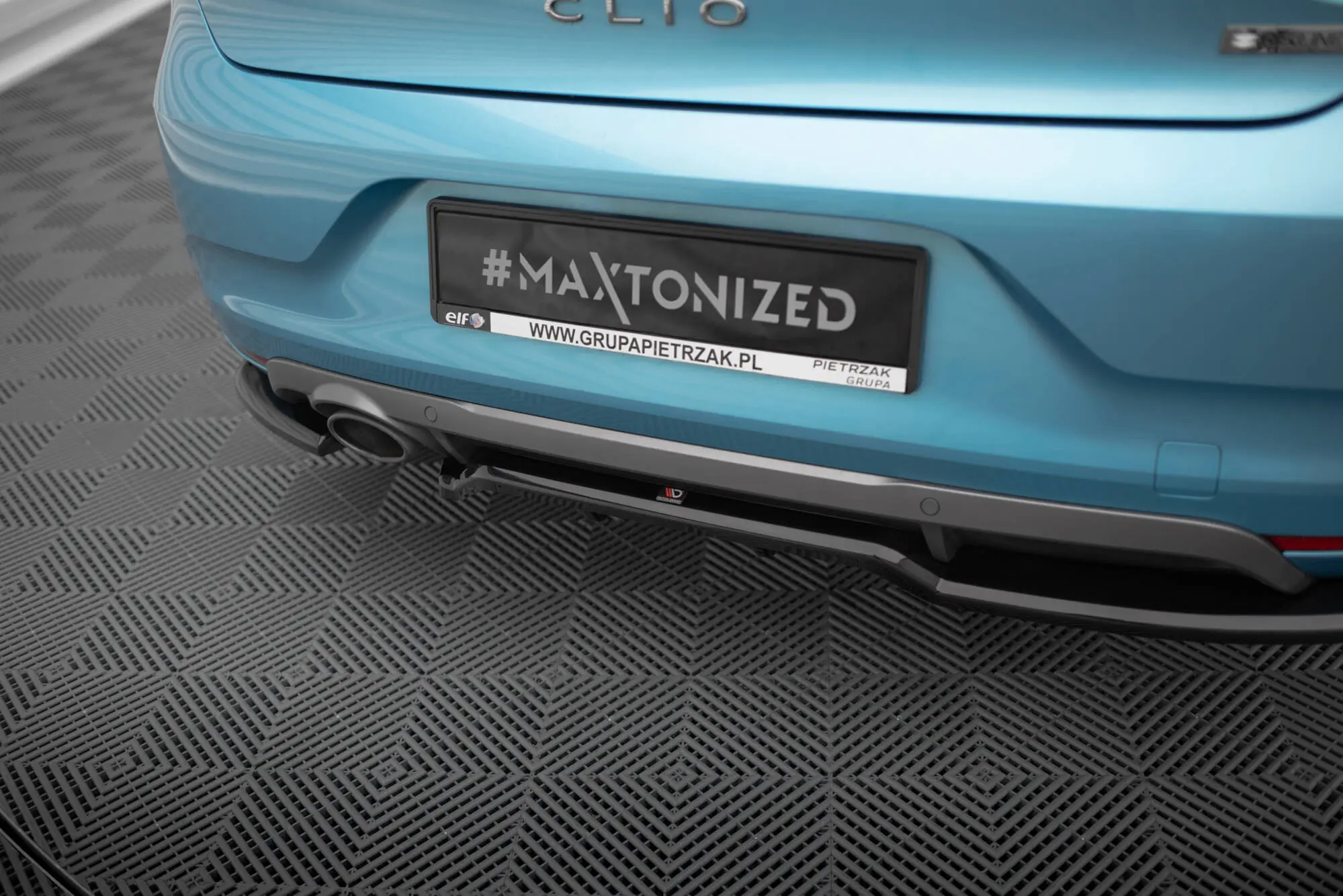 Baksplitter med diffuser Renault Clio R.S. Line 2019 - 2023 | Glossy Black Edition