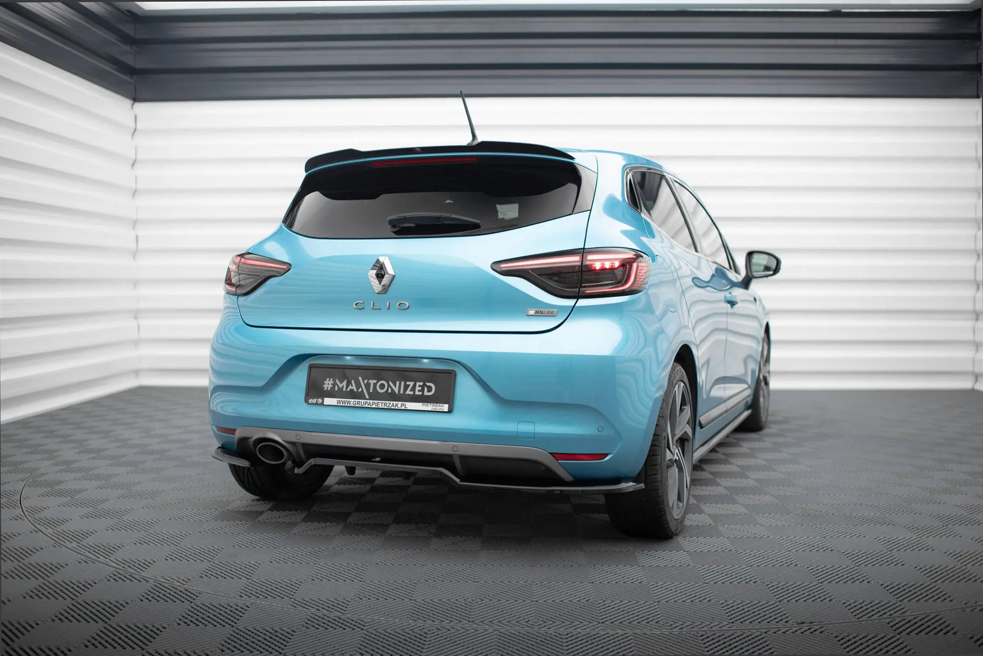 Baksplitter med diffuser Renault Clio R.S. Line 2019 - 2023 | Glossy Black Edition – bilde 3