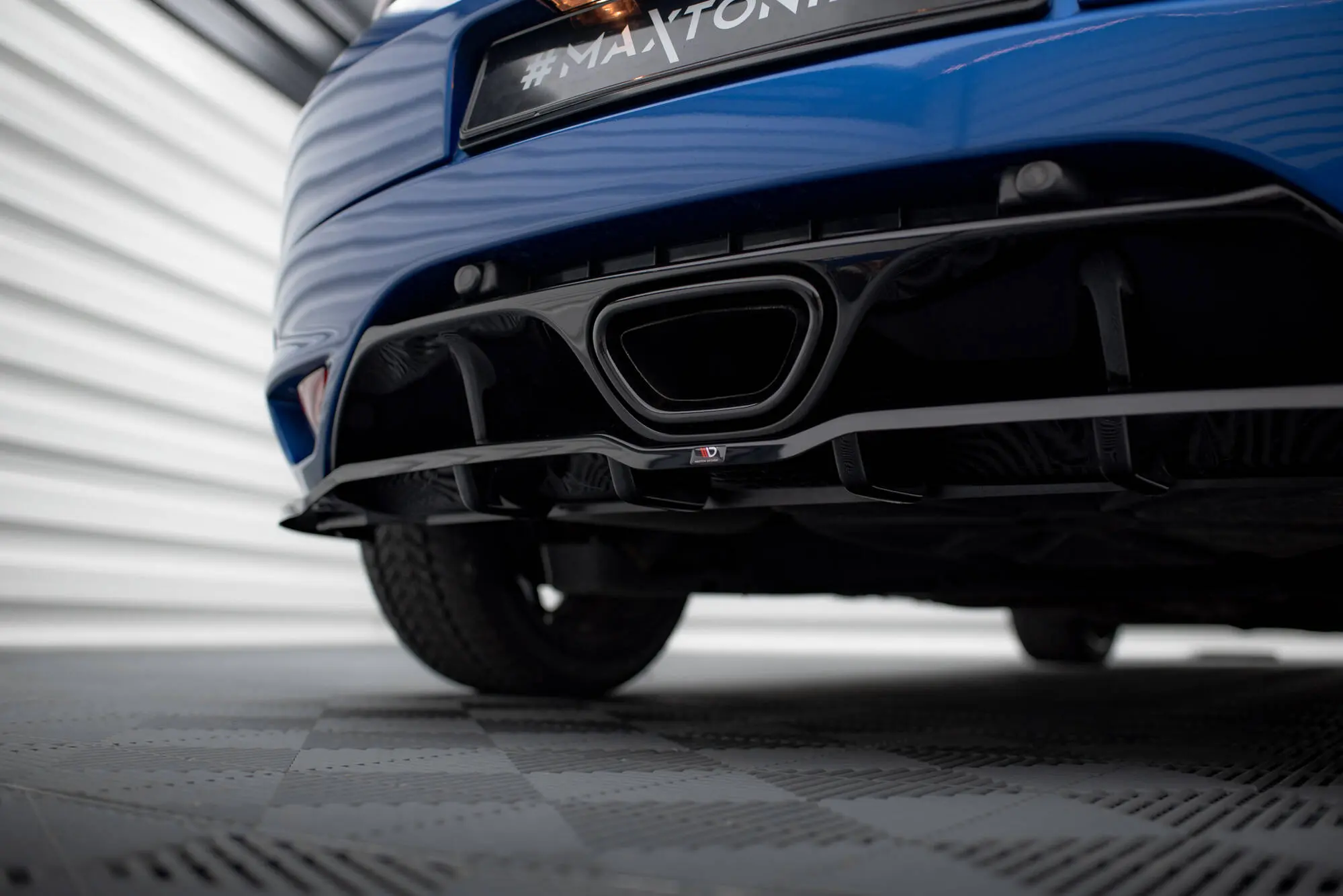 Baksplitter med diffuser Renault Megane III RS 2010 - 2015 | Glossy Black Edition – bilde 7