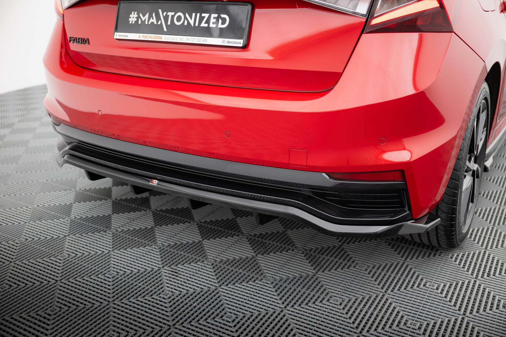 Baksplitter med diffuser Skoda Fabia Monte Carlo IV 2021 ->  | Glossy Black Edition – bilde 2