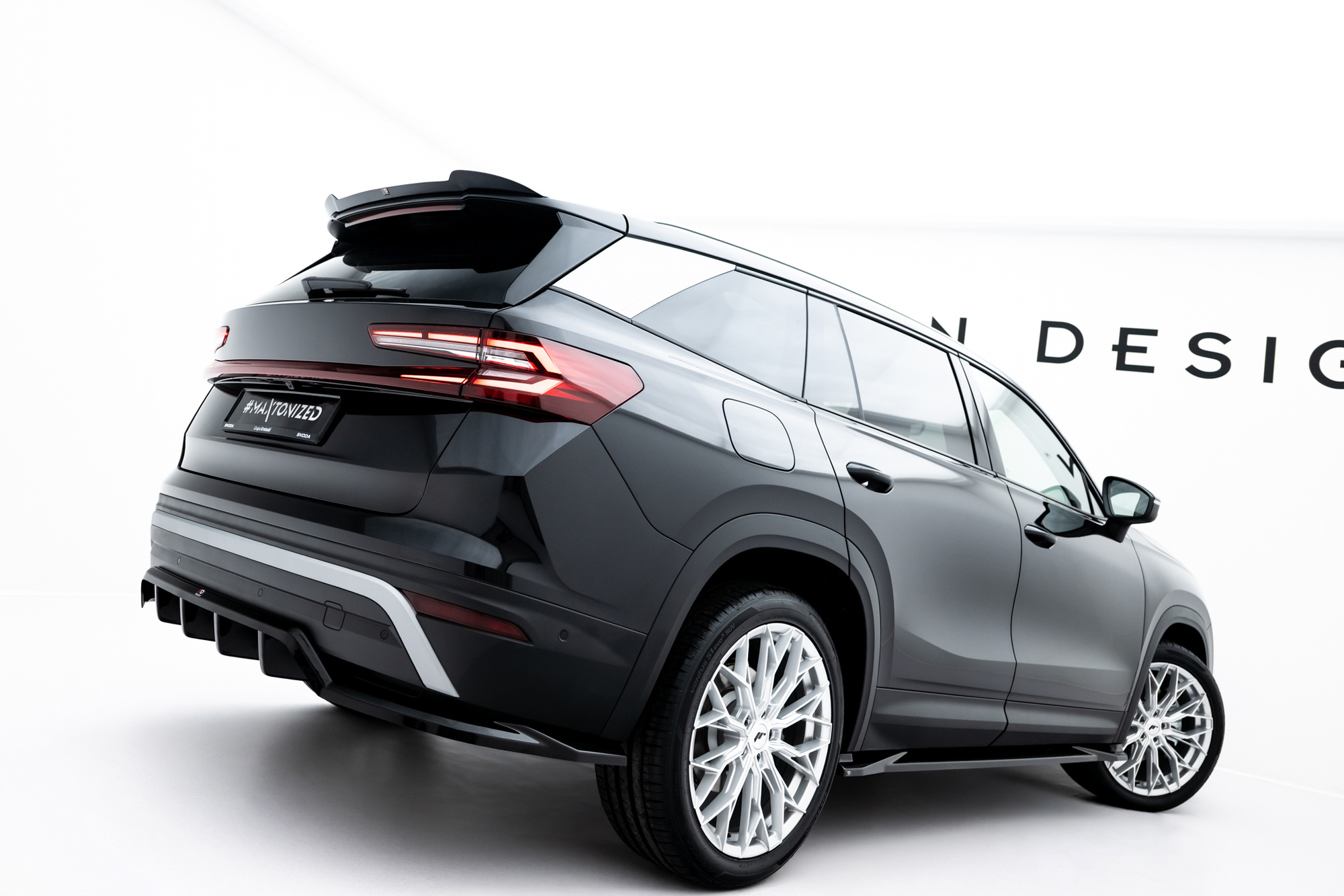 Baksplitter med diffuser Skoda Kodiaq II 2024 -> | Glossy Black Edition – bilde 3