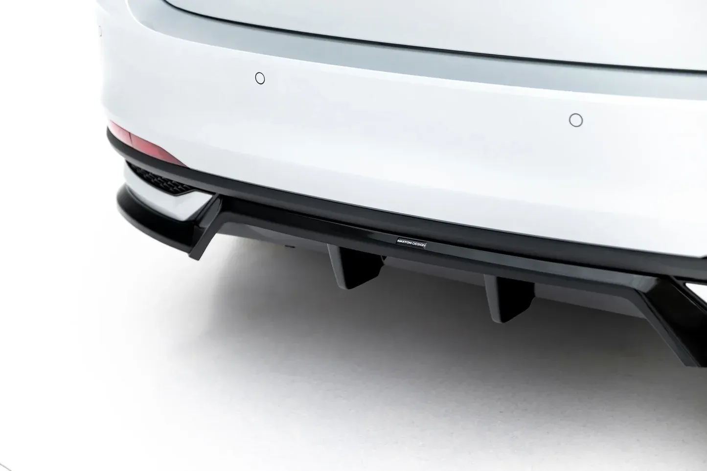 Baksplitter med diffuser Skoda Scala I Facelift 2023 -> | Glossy Black Edition – bilde 4