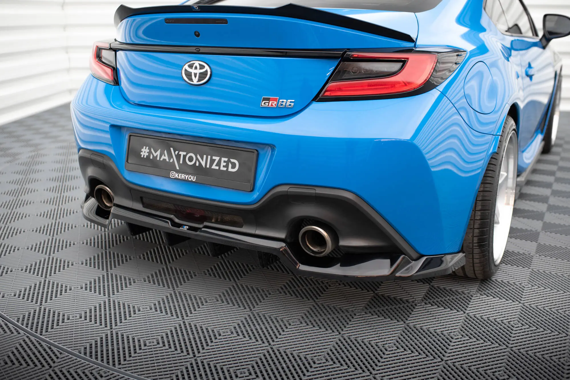 Baksplitter med diffuser Toyota GR86 2021 - > | V.1 Glossy Black Edition – bilde 2