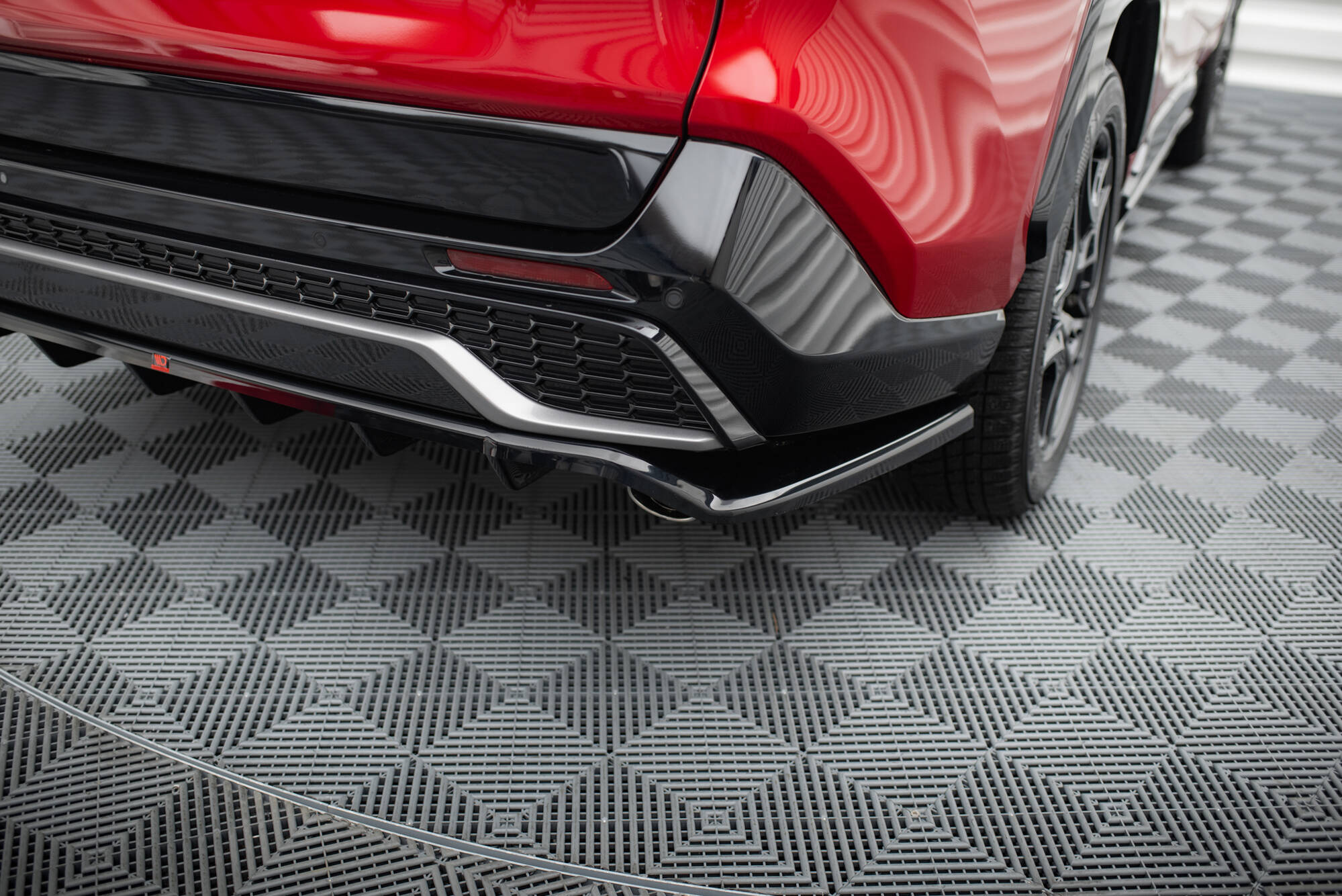 Baksplitter med diffuser Toyota RAV4 V 2019 -> | Glossy Black Edition – bilde 4