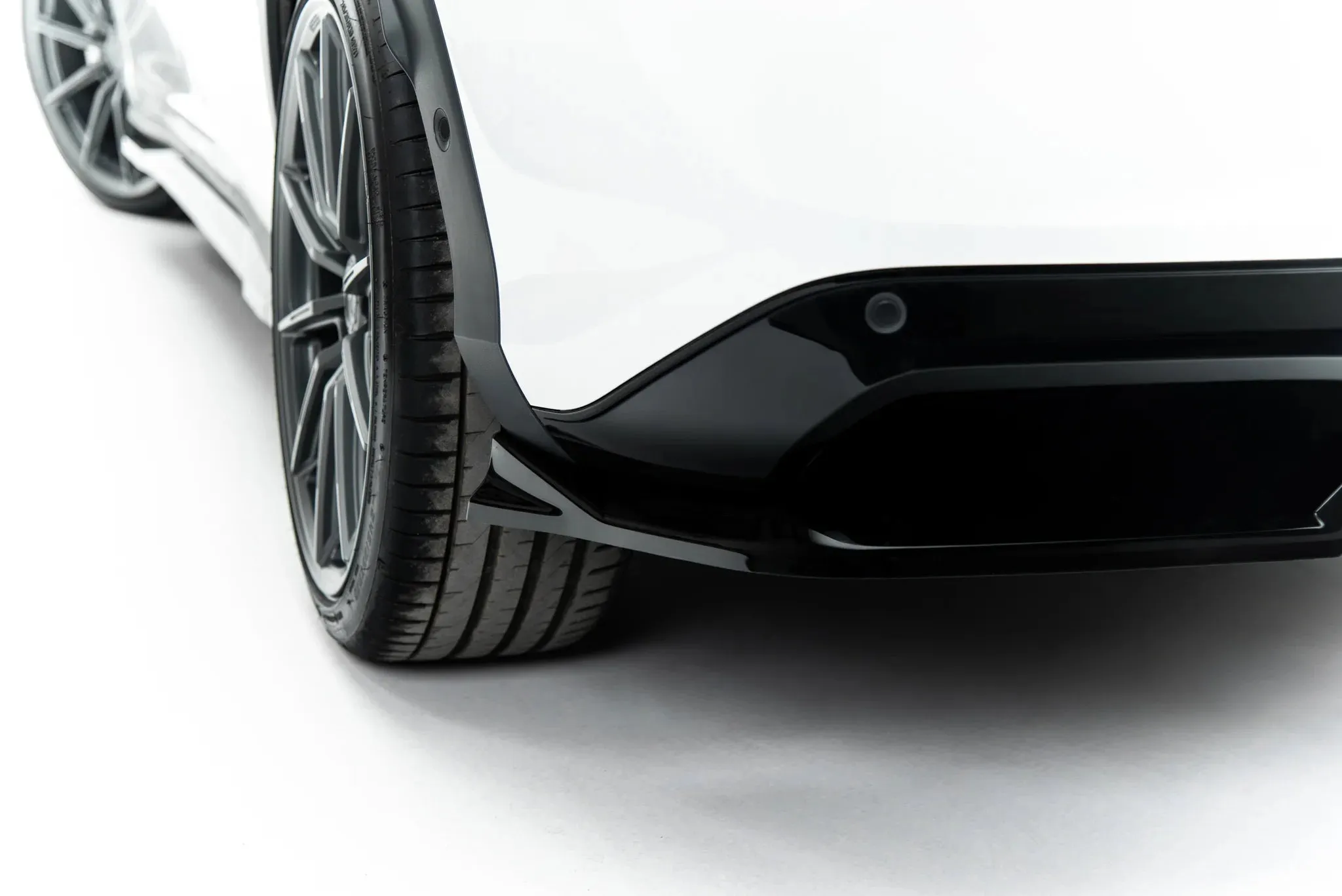 Baksplitter med diffuser Volkswagen T-Roc R-Line II 2025 -> | Glossy Black Edition – bilde 4