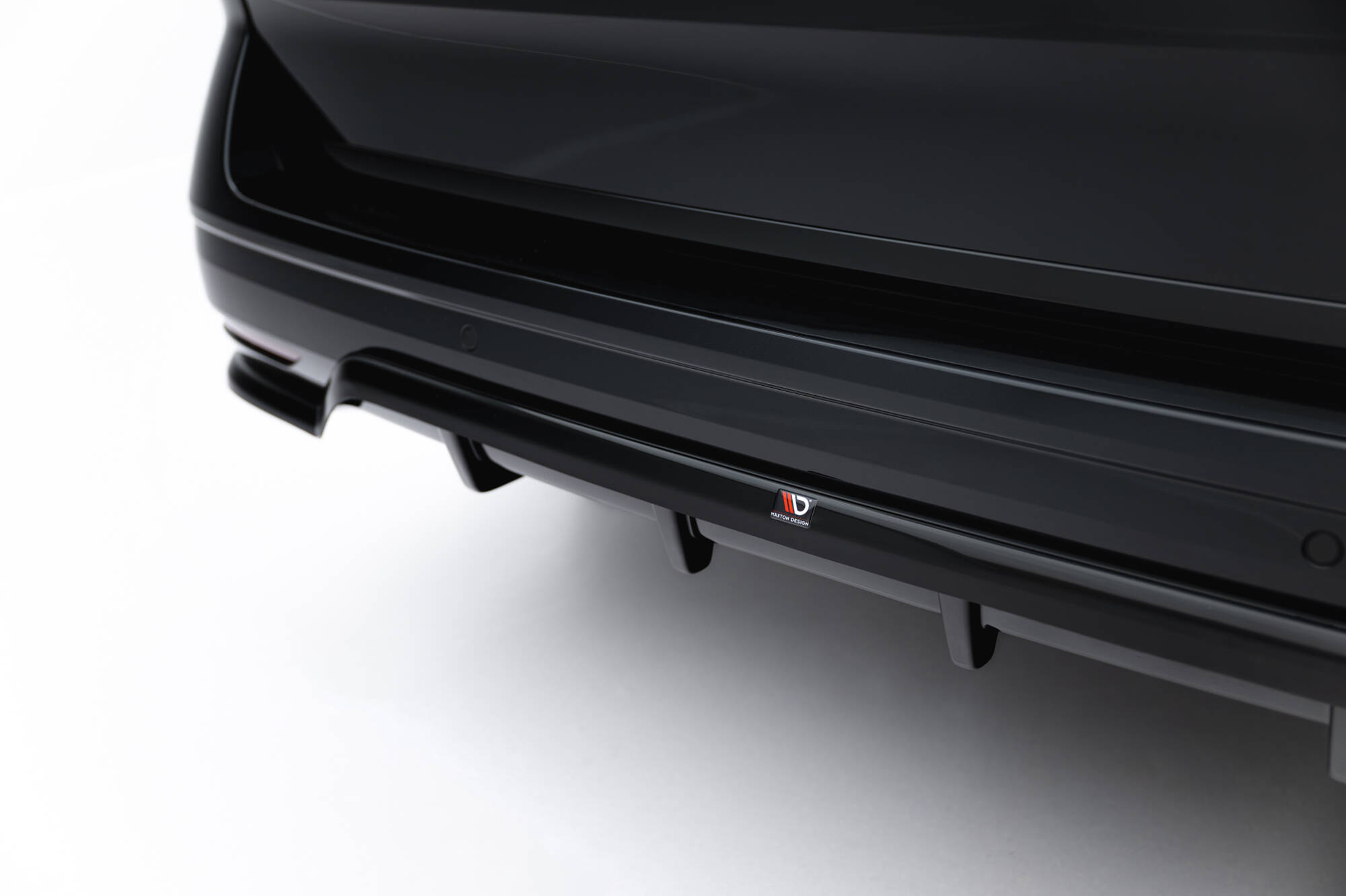 Baksplitter med diffuser VW Multivan Long (T7) 2021 -> | Glossy Black Edition – bilde 3