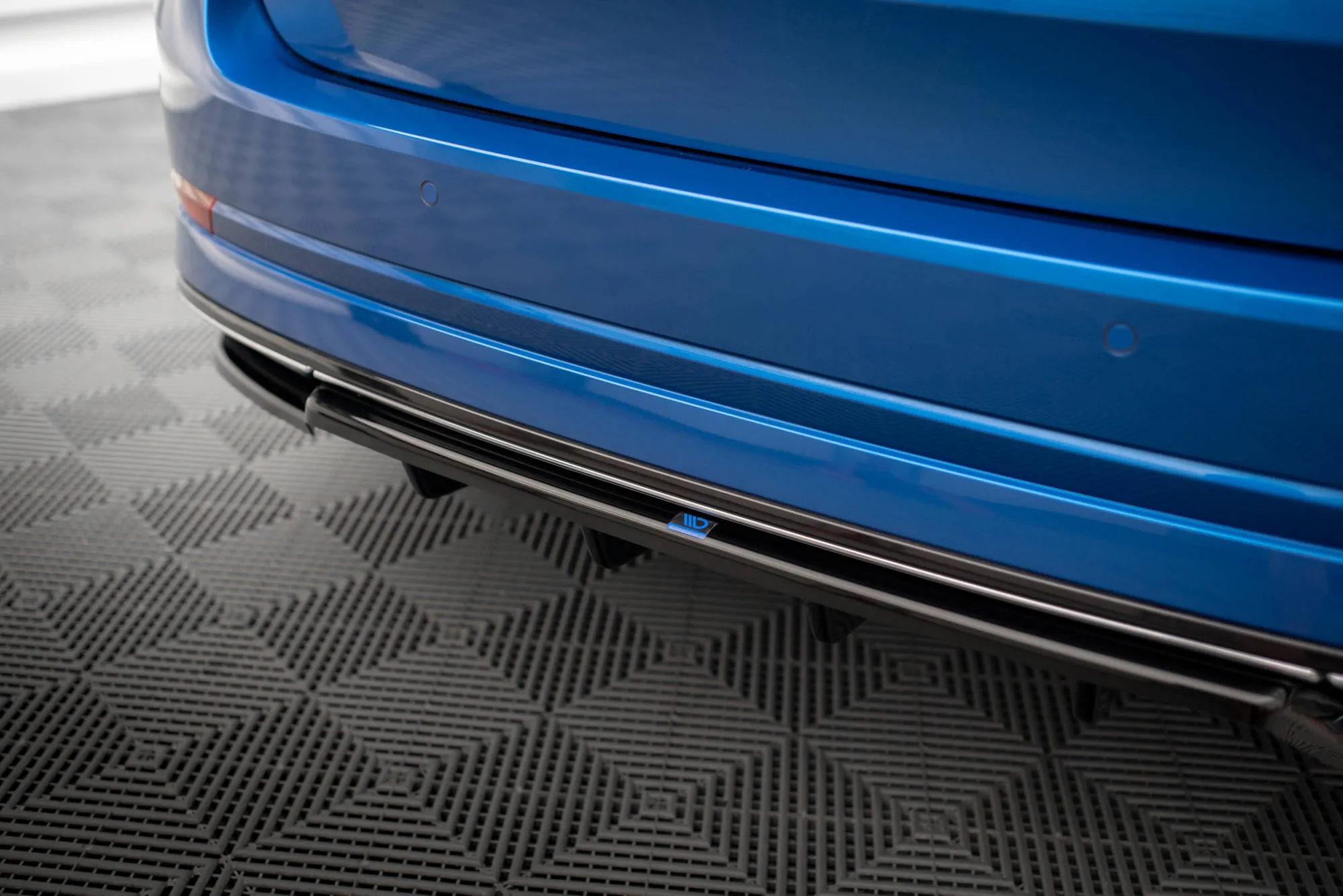 Baksplitter med vertikale ribber Skoda Octavia Sportline IV 2019 - 2024 | Glossy Black Edition – bilde 4