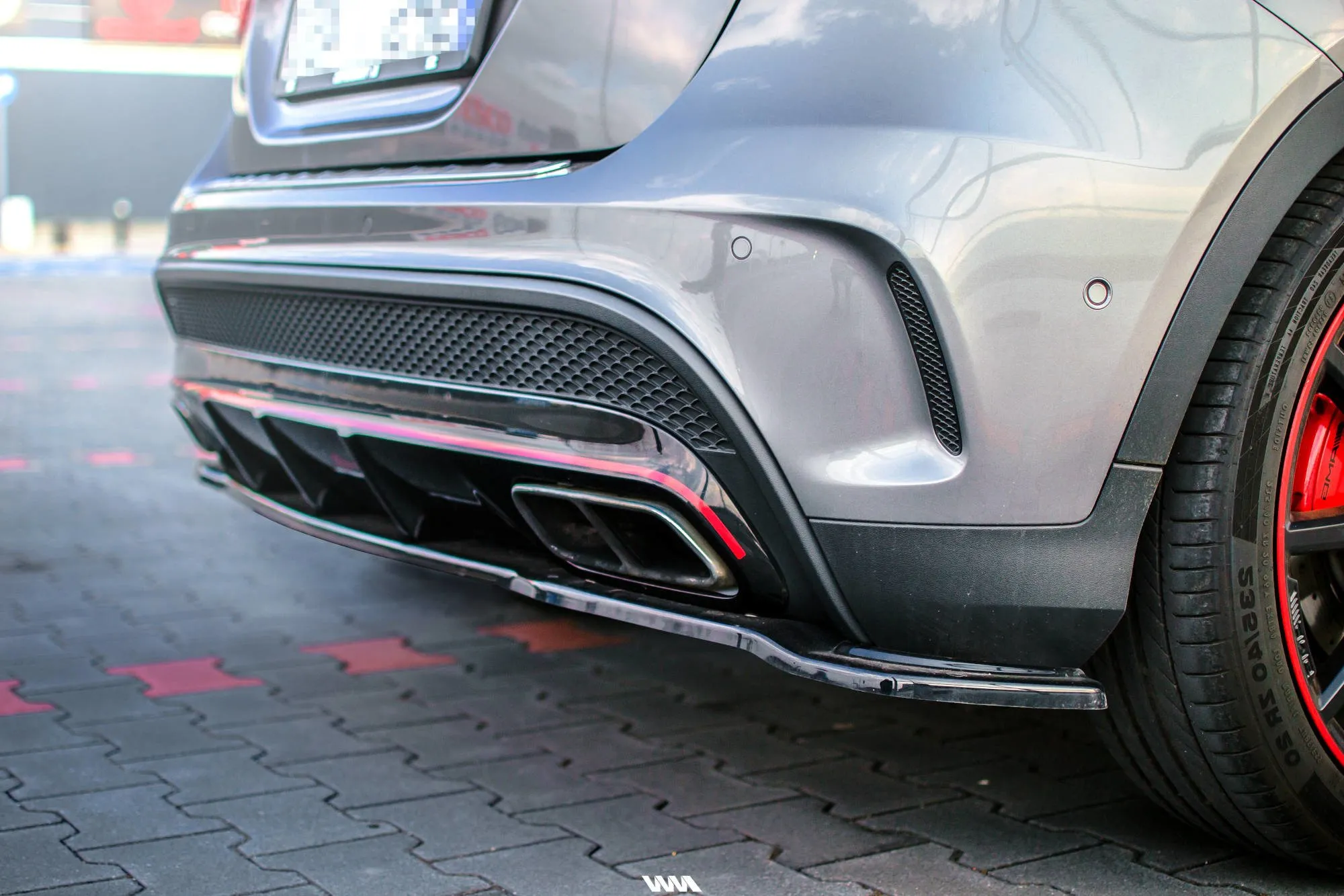 Baksplitter Mercedes-Benz AMG Gla 45 2014 - 2017 | Glossy Black Edition