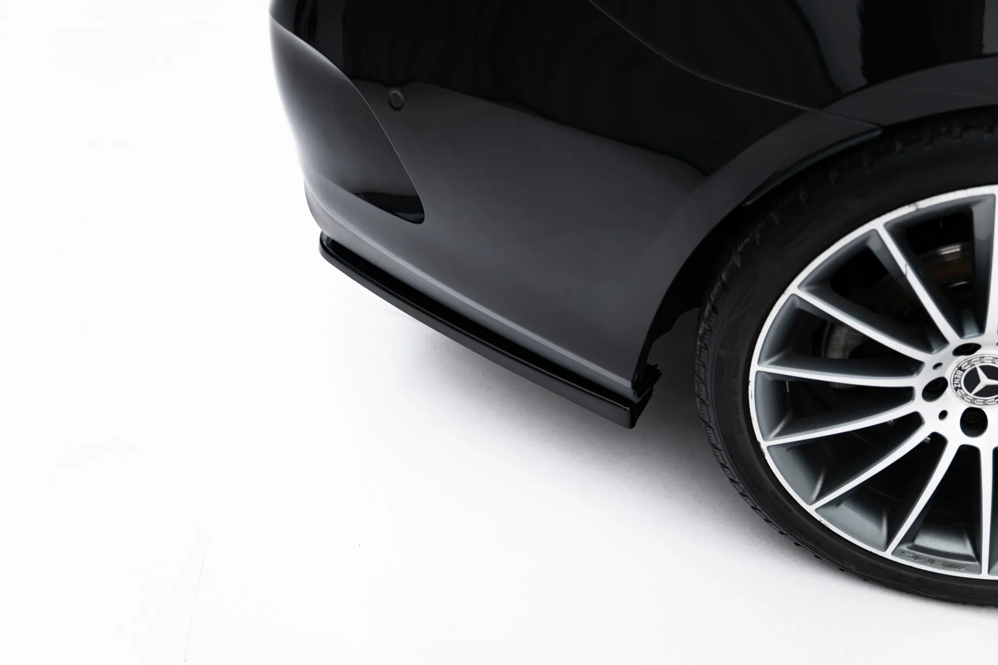 Baksplitter Mercedes-Benz Cls III (C257) AMG-Line / Mercedes-Benz Cls 53 AMG (C257) 2018-2021 | Glossy Black Edition – bilde 5
