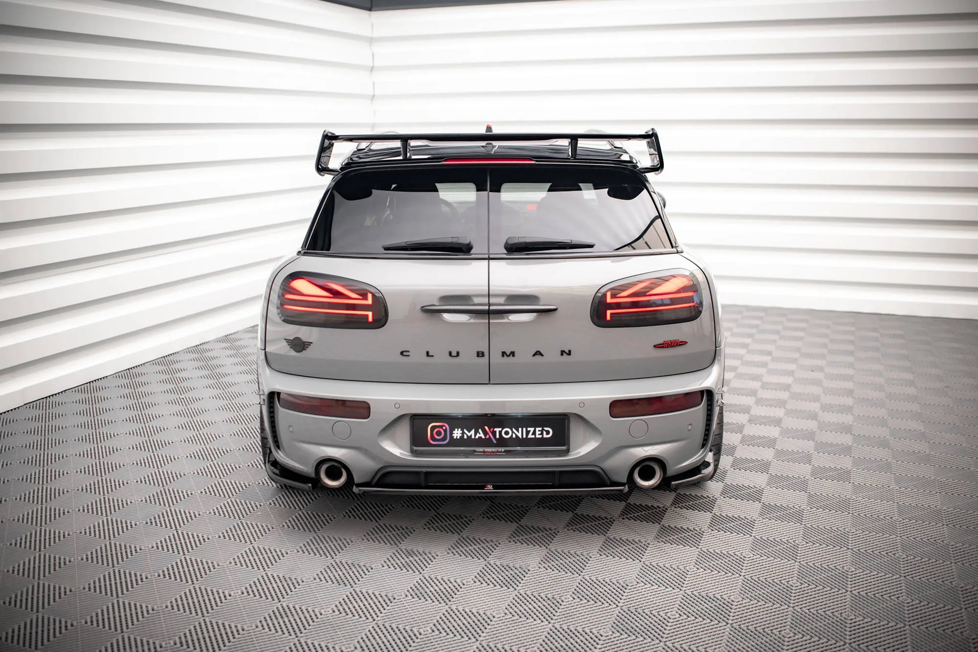 Baksplitter Mini Clubman II F54 (John Cooper Works) 2015-2019 | Glossy Black Edition – bilde 2