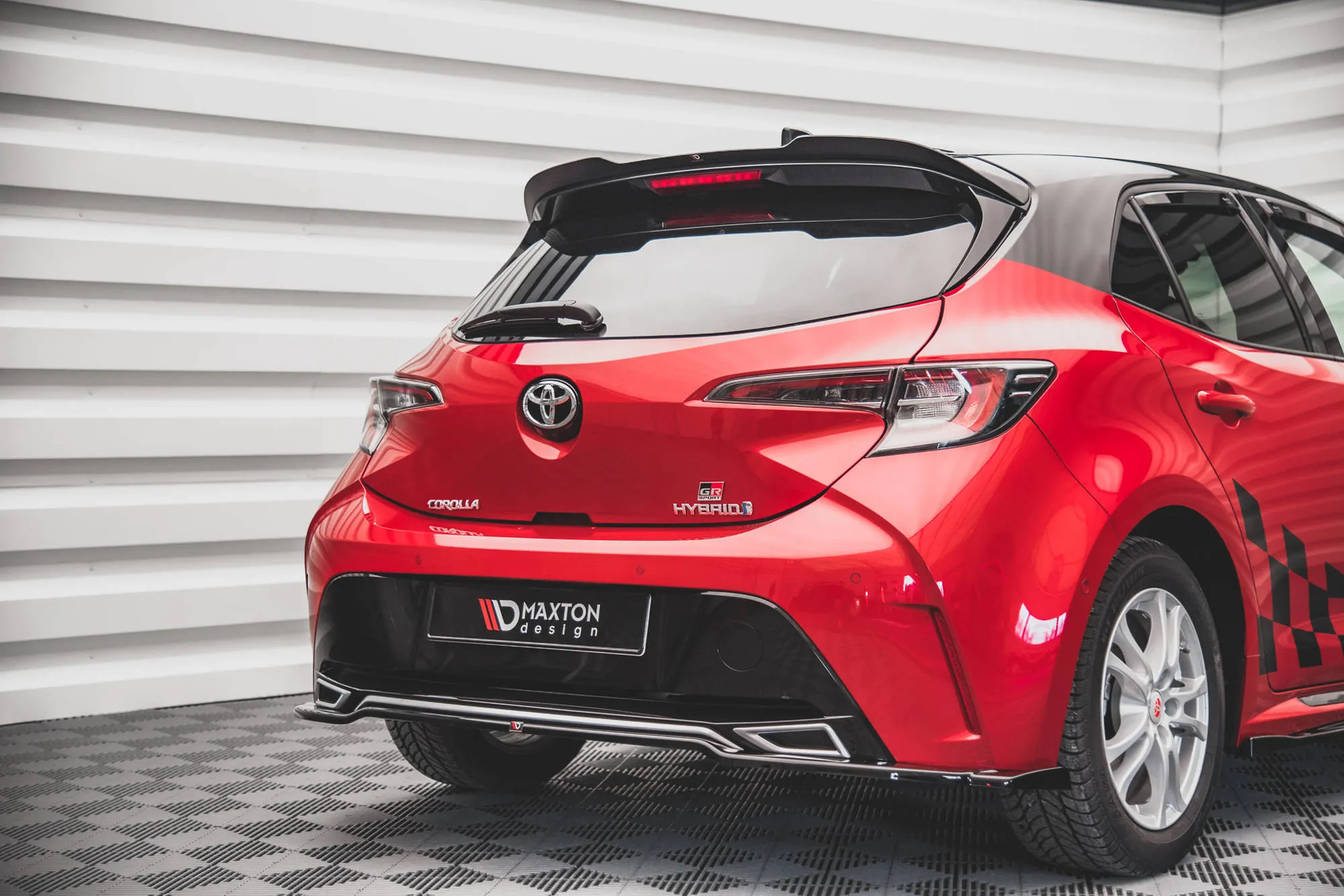 Baksplitter Toyota Corolla XII GR Sport 2019 -> | Glossy Black Edition