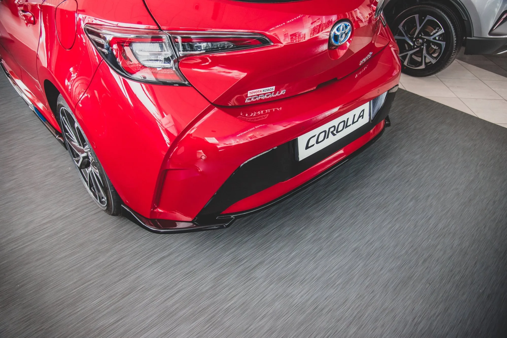 Baksplitter Toyota Corolla XII Hatchback 2019 -> | Glossy Black Edition – bilde 2