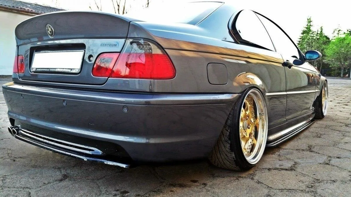 Baksplitter uten vertikale ribber BMW 3 (E46) M Pack Coupe 1999 - 2005 | Glossy Black Edition