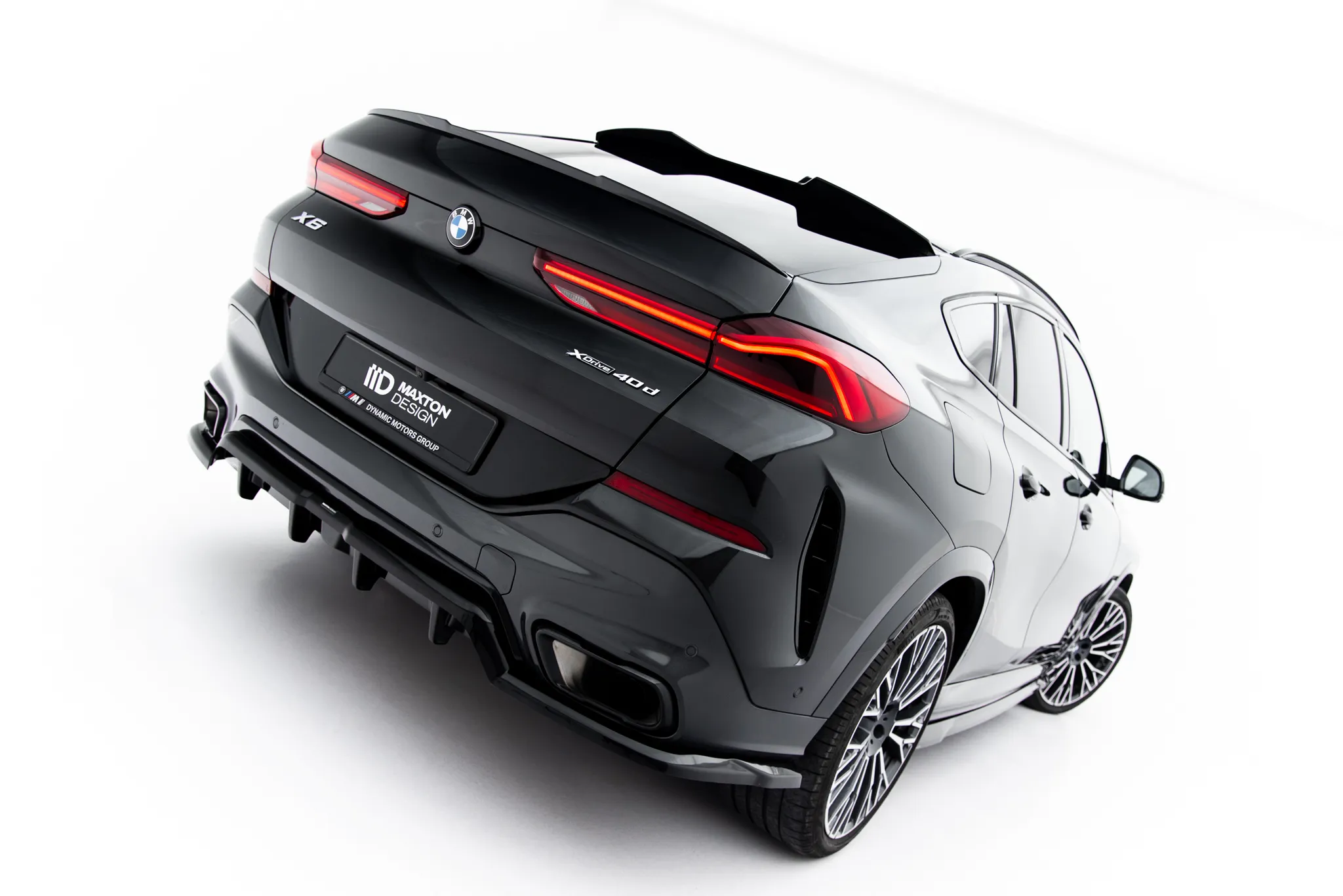 Baksplitter V.1 med vertikale ribber BMW X6 (G06) M-Pakke Facelift 2023 -> | Glossy Black Edition – bilde 5