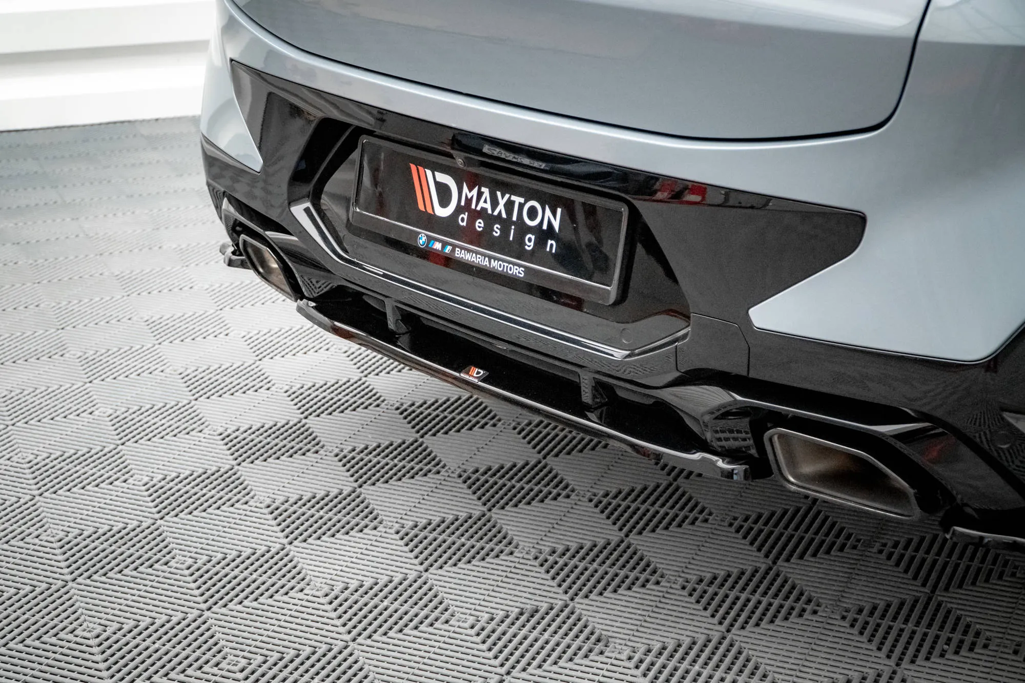 Baksplitter V.2 BMW X4 (G02) M-Pack 2021 - 2025 | Glossy Black Edition – bilde 2
