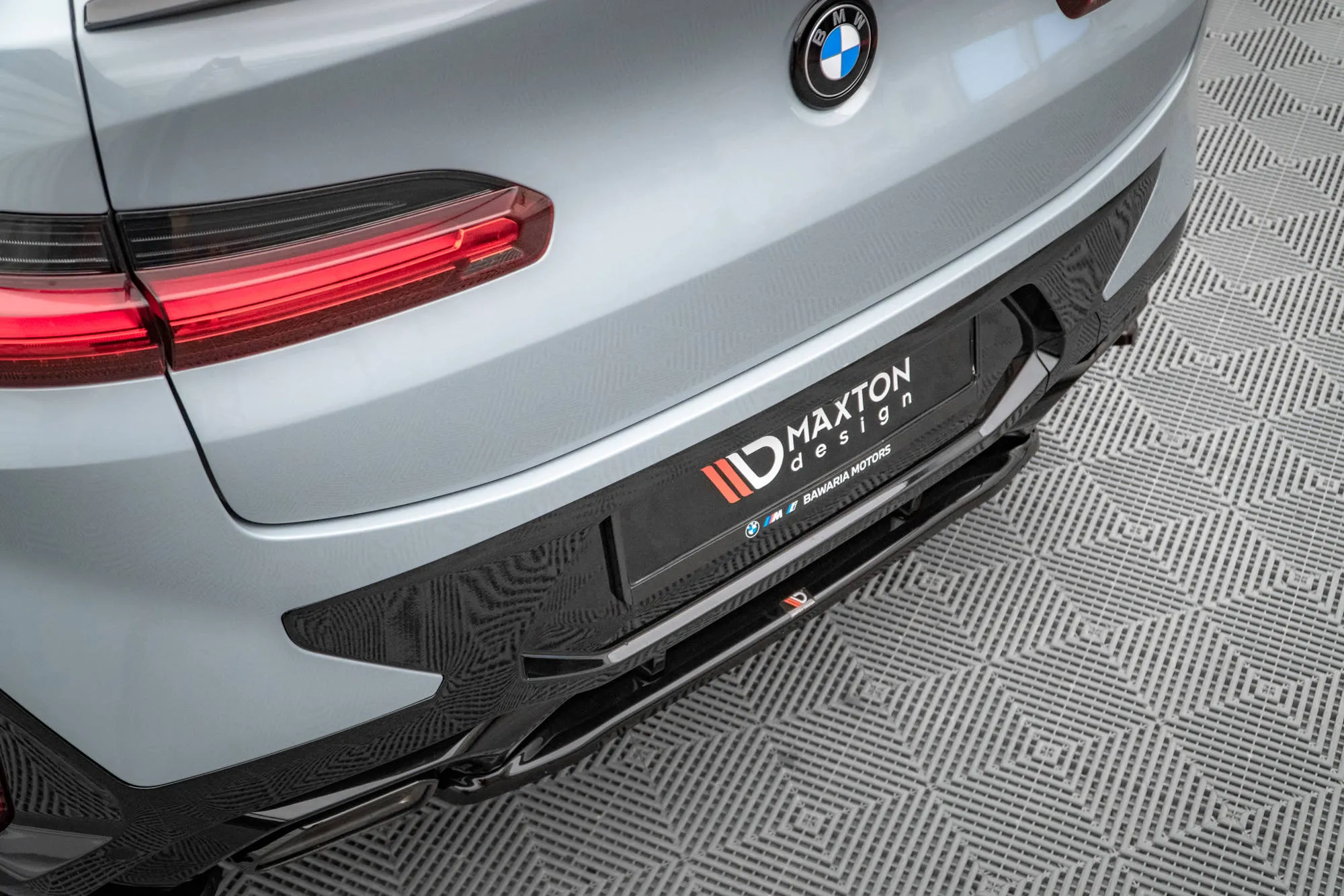 Baksplitter V.2 BMW X4 (G02) M-Pack 2021 - 2025 | Glossy Black Edition – bilde 3