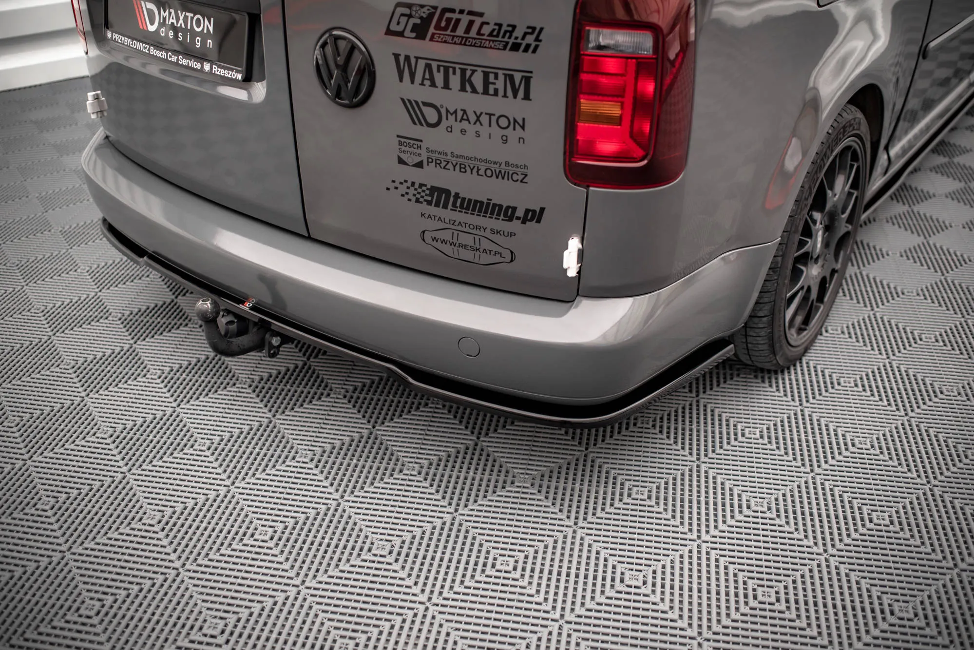 Baksplitter VW Caddy III Facelift 2010 - 2015 | Glossy Black Edition – bilde 4
