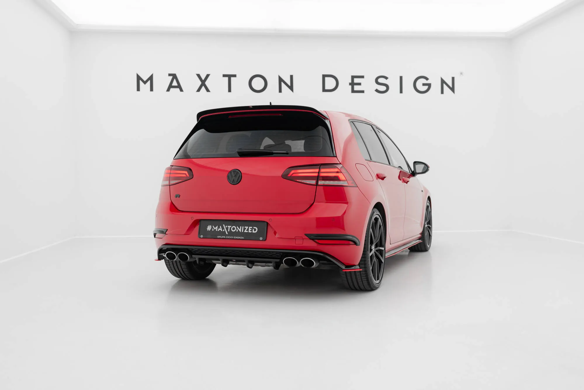 Baksplitter VW Golf VII R / R-Line Facelift 2017-2020 | Glossy Black Edition – bilde 5