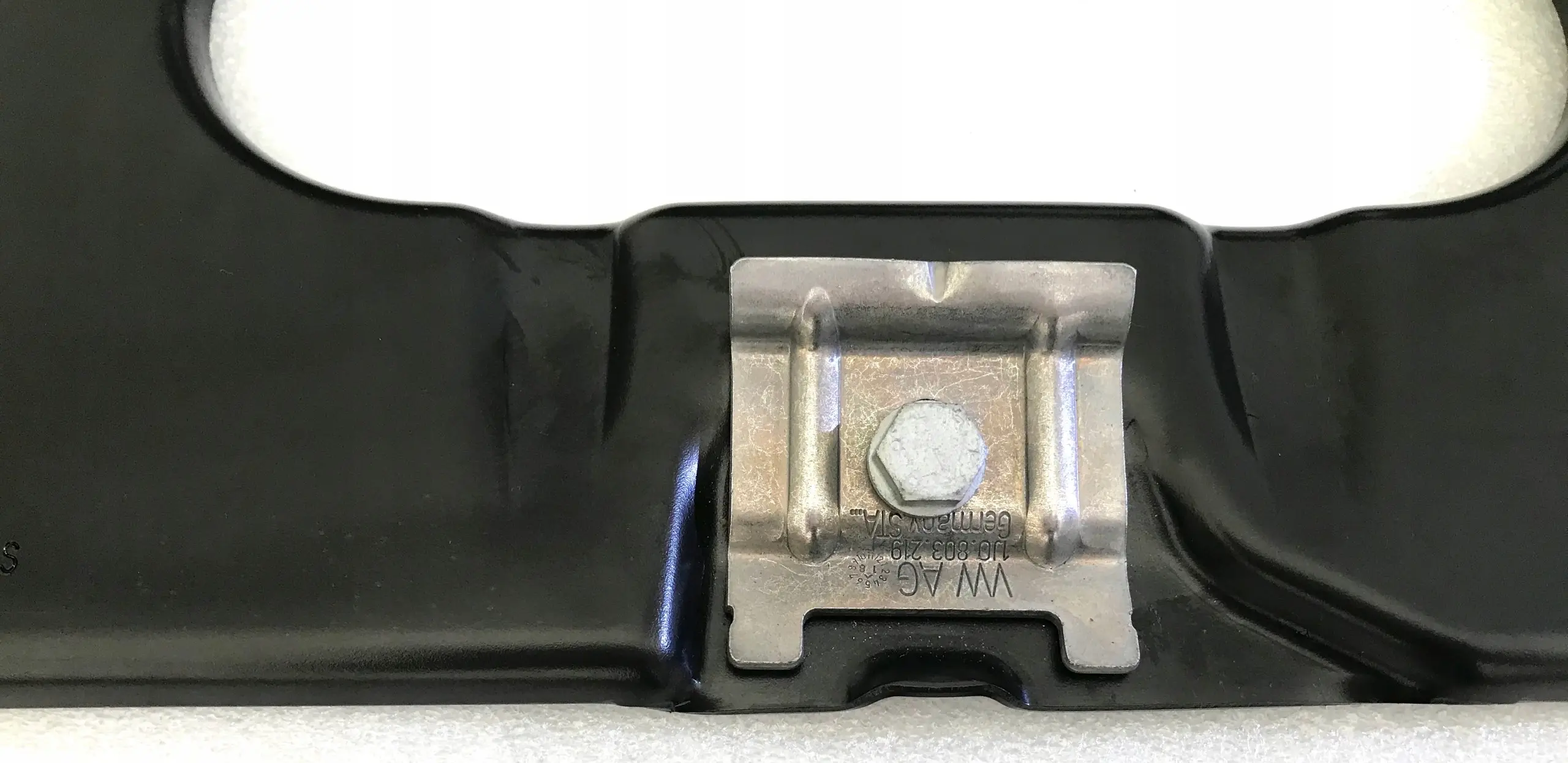 Batterifest Hood battery tray base VW T5 / T6 – bilde 2
