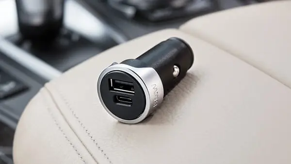 Billader BMW dual USB-A / USB-C Smartphone – bilde 3