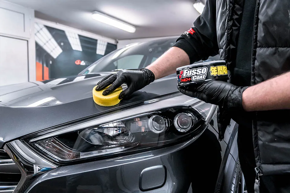 Bilvoks Soft99 Fusso Coat Black │ 12 Months Hard Car Wax Dark - 200g Image 5