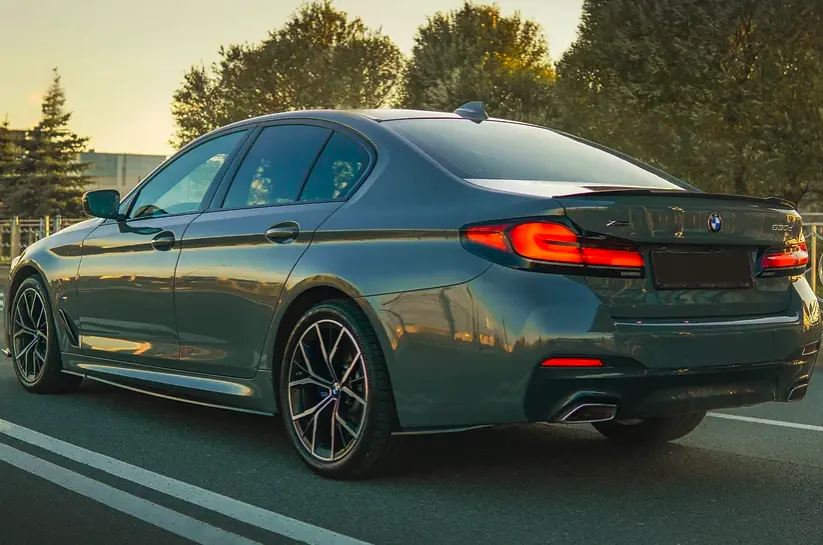 Body KIt BMW 5 (G30/G31/F90) Facelift 2020 - 2023 │ Performance Style Image 2