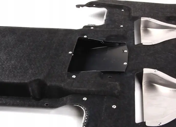 Bunnplate BMW M5 (E60 / E61) / BMW M6 (E63 / E64) – bilde 4