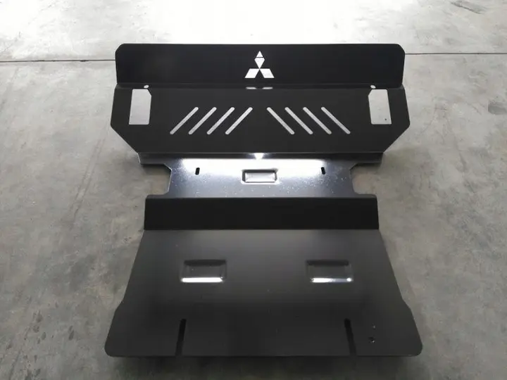 Bunnplate motordeksel stål Mitsubishi Pajero III 1999 - 2006 – bilde 4