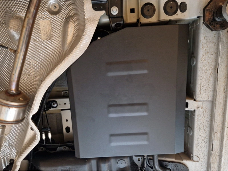Bunnplate stål Citroen SpaceTourer / Opel Zafira Life / Peugeot Traveller / Toyota Proace Verso 2016 -> | AdBlue-deksel - Beskyttelse deksel under AdBlue-systemet – bilde 3