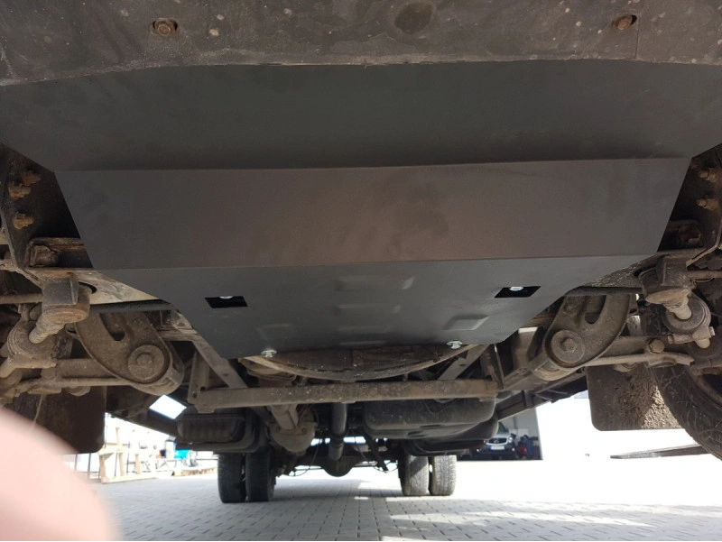 Bunnplate stål Iveco Daily 1999 - 2020 │ Motordeksel - Beskyttelse deksel under motor