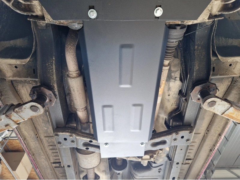 Bunnplate stål  Jeep Cherokee KJ 2001 - 2008 | Girkassedeksel - Beskyttelse deksel under girkasse – bilde 3