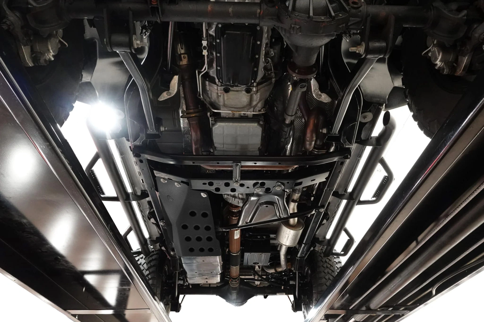 Bunnplate stål Jeep Wrangler JK 2006 - 2018 │ Diesel Beskyttelse deksel under drivstofftank – bilde 2