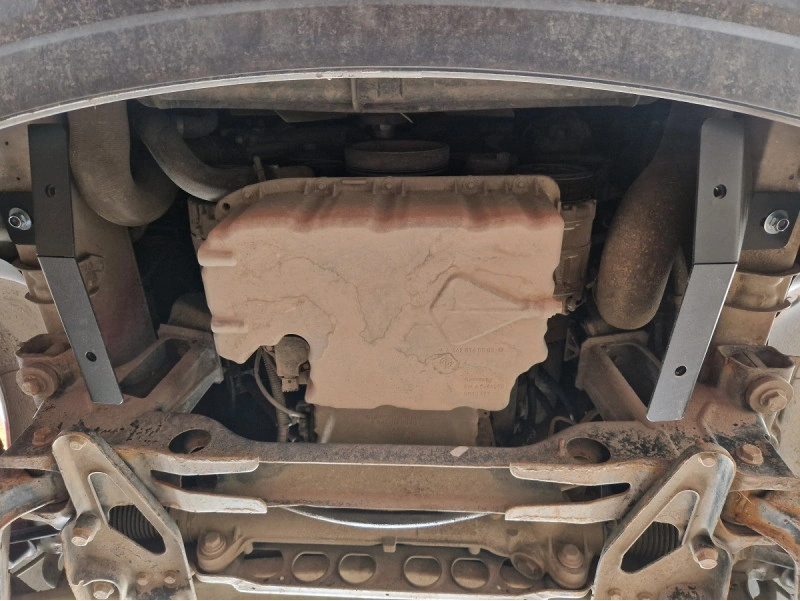 Bunnplate stål Mercedes Sprinter 2006 - 2018 / Vw Crafter 2006 - 2016 | Motordeksel - Beskyttelse deksel under motor – bilde 5