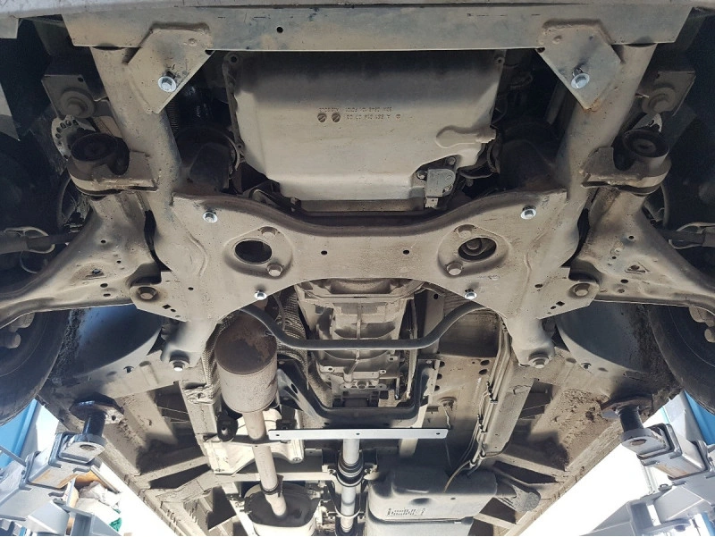 Bunnplate stål Mercedes Viano W639 4x2 2003 - 2014 | Motordeksel - Beskyttelse deksel under motor – bilde 6