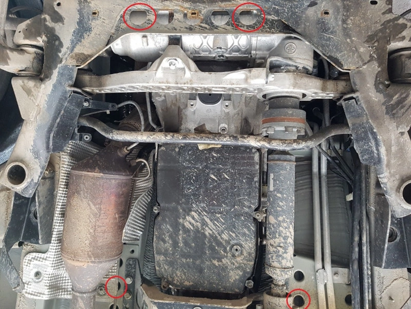 Bunnplate stål Mercedes Viano W639 4x4 2003 - 2014 | Girkassedeksel for automatgir - Beskyttelse deksel under girkasse – bilde 4