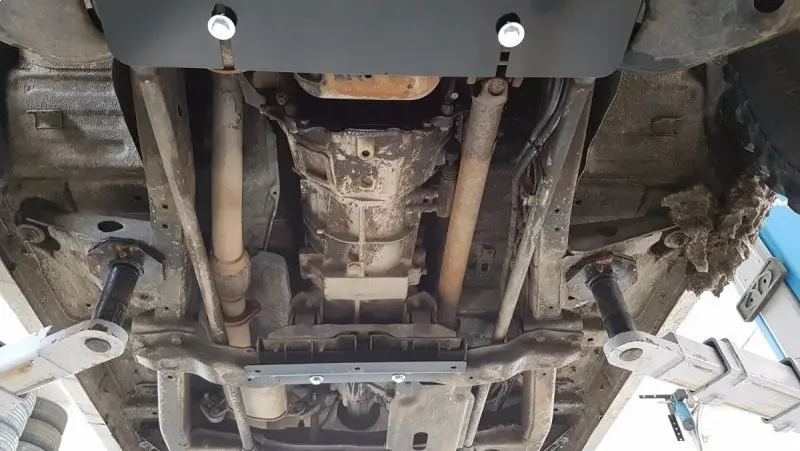 Bunnplate stål Mitsubishi Pajero IV 2006 - 2021 │ beskyttelse deksel under girkasse – bilde 5