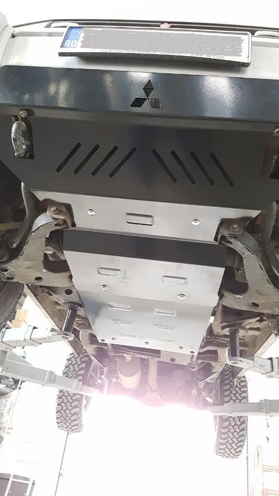 Bunnplate stål Mitsubishi Pajero IV 2006 - 2021 │ beskyttelse deksel under girkasse – bilde 7