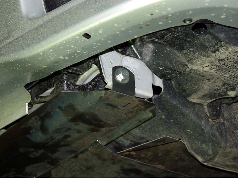 Bunnplate stål Nissan Almera Tino 2000 - 2006 | Motordeksel - Beskyttelse deksel under motor – bilde 3