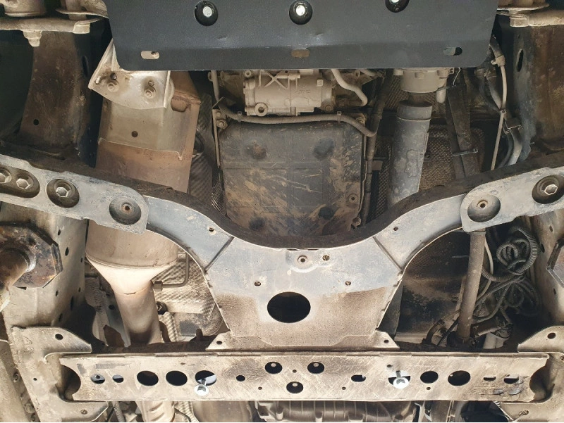 Bunnplate stål Nissan Navara NP300 D23 2015 - 2021 | Girkassedeksel - Beskyttelse deksel under girkasse – bilde 6