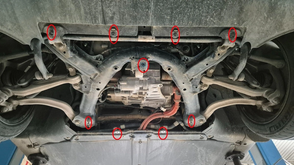 Bunnplate stål Tesla Model 3 2017 -> / Tesla Model Y 2020 - 2025 │ Elektrisk motor foran - AWD Beskyttelse deksel under elmotor – bilde 8