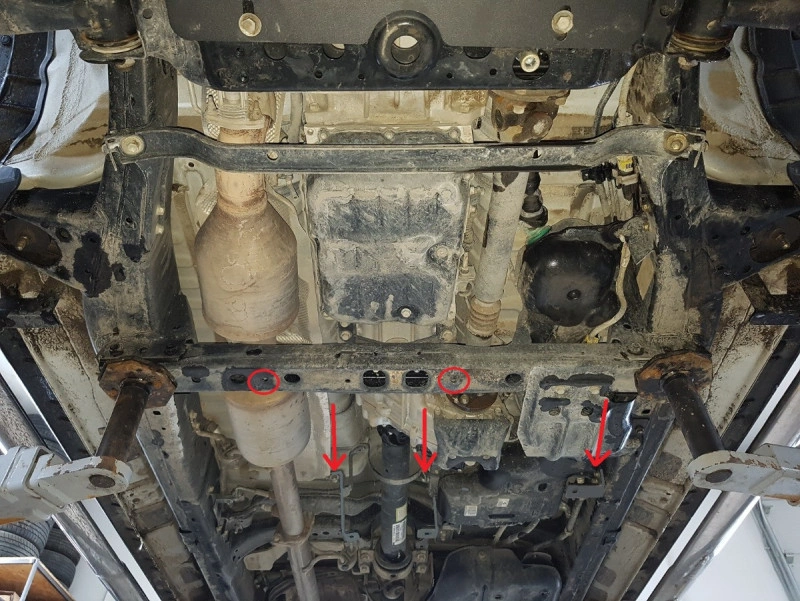 Bunnplate stål Toyota Hilux Invincible 2021 -> | Girkassedeksel - Beskyttelse deksel under girkasse – bilde 4