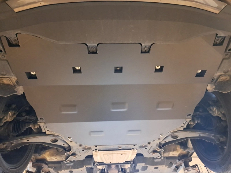 Bunnplate stål Toyota Yaris XP210 2021 -> | Motordeksel - Beskyttelse deksel under motor – bilde 3