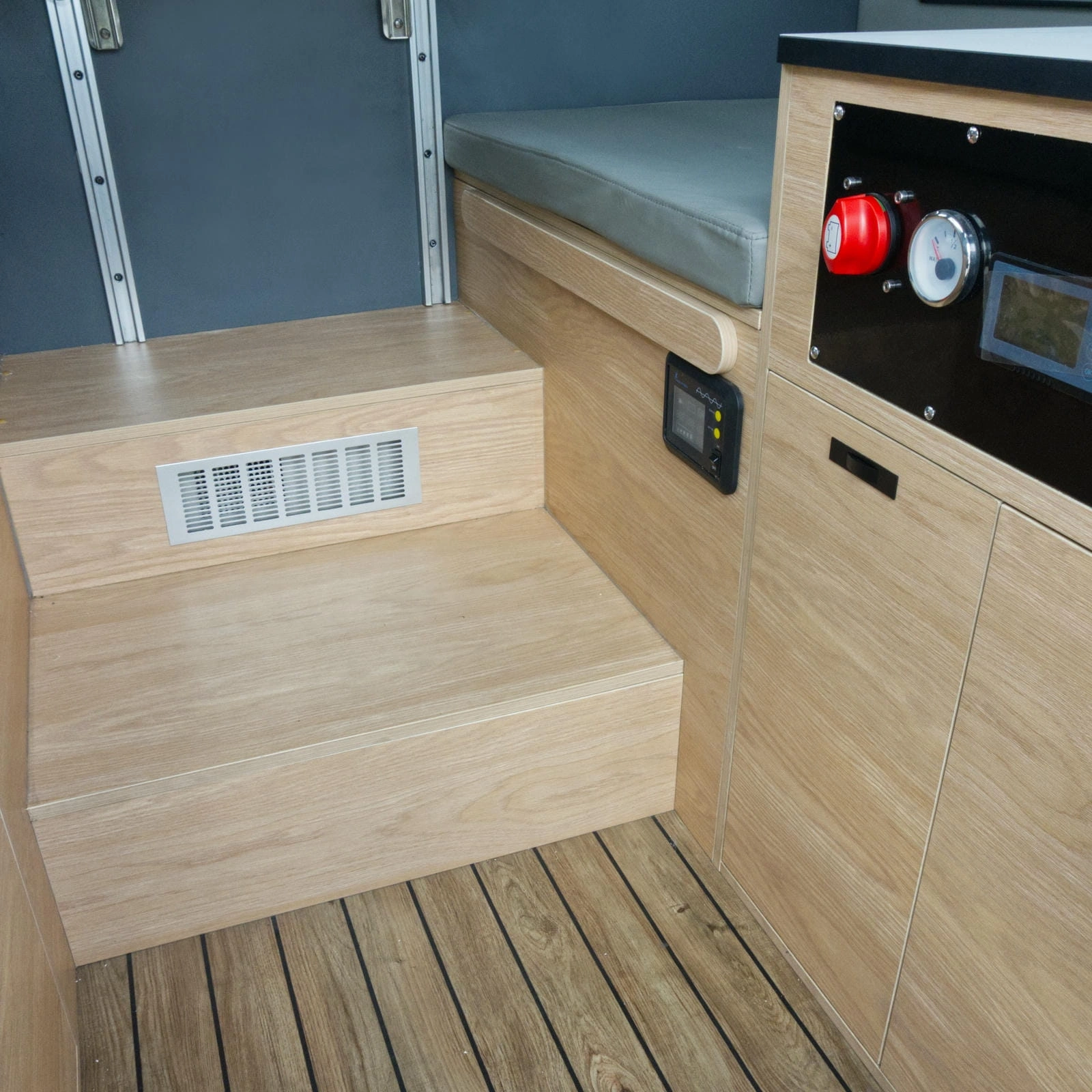 Camperinnredning Offlander ATAKAMA │ campermodul til pickup - helårsbruk – bilde 18
