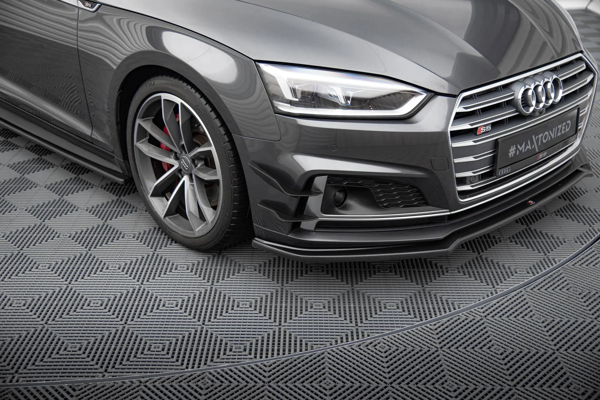 Canards vinger Audi S5 F5 / Audi A5 F5 S-Line 2017 - 2019 | Glossy Black Edition – bilde 2