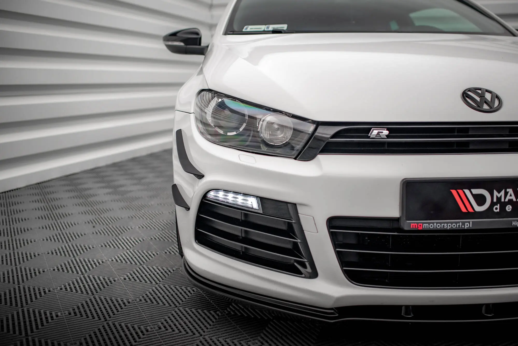 Canards vinger VW Scirocco R mk3 2008 - 2014 | Glossy Black Edition