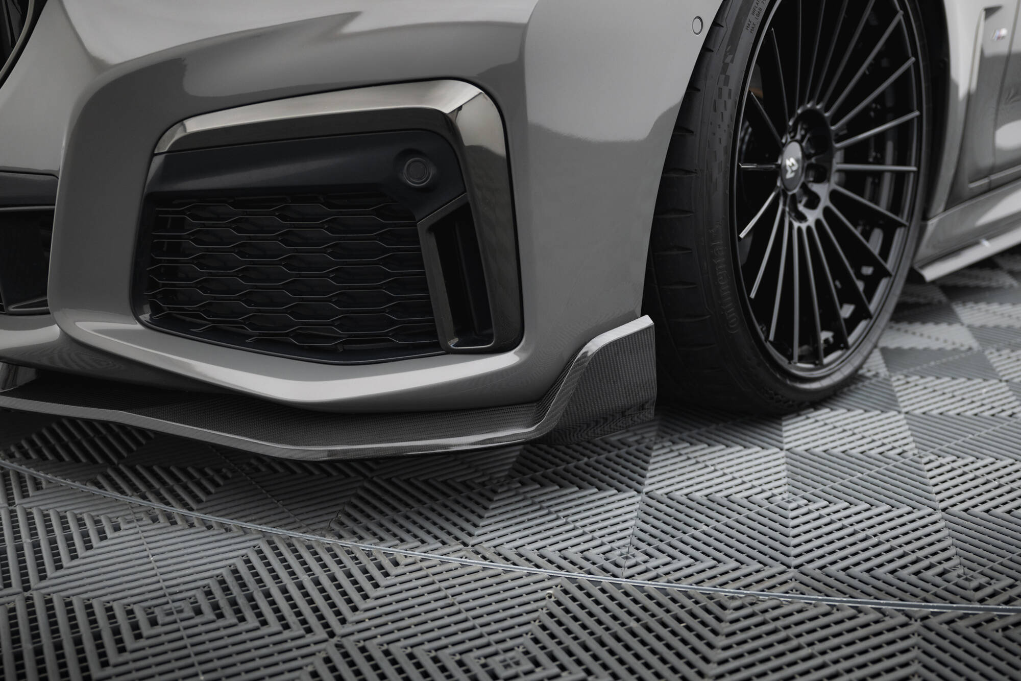 Carbon + ABS Frontspoiler BMW 7 M-Pack (G11) Facelift 2019 - 2022 | Sport Glossy Black Edition – bilde 6