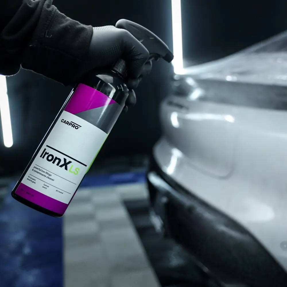 CarPro Iron X Cleaner │ Metallpartikkelfjerner - Fjerner flyverust, piggstøv, etc - 500 ml Image 5